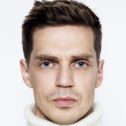 Björn Stefánsson 飾演 