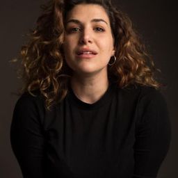 Annandrea Vitrano - 你在光影闌珊處演員 飾演Laura