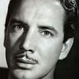 Julián de Meriche 飾演 