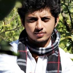 瑪友·摩爾 飾演 Delivery Boy