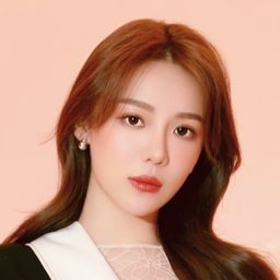 Sheng Yijie 飾演 Feng