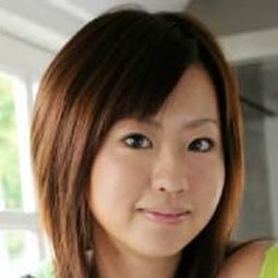 北村ひとみ 飾演 