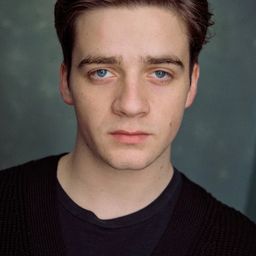 Louis Healy 飾演 Jack