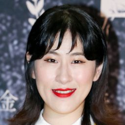 白靜宜 - 他馬克老闆演員 飾演Stone