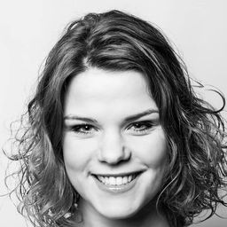 Þuríður Blær Jóhannsdóttir 飾演 Ásta