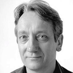 Lee Cornes 飾演 Deer 2(voice: UK version)