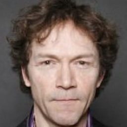 Robert Orr - 戰地傷痕編劇