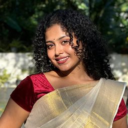 卡門 S 馬修 - 搏命三兄弟：擂台亂戰演員 飾演Kuruvi (Nitro Kili)