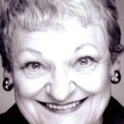 Zoaunne LeRoy - For Better or Worse演員 飾演Mrs. Gelder