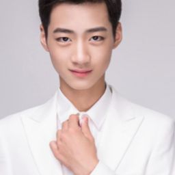 仇碩康 飾演 Hua Juimao