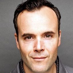 Jean-Michel Le Gal 飾演 Administrator / Brown Shirt #1 (voice)