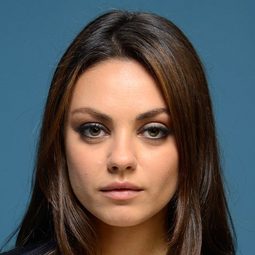 米娜古妮絲 - 古德里奇演員 飾演Grace