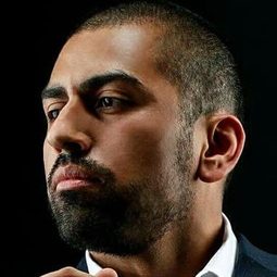 Hugo Raymundo 飾演 Oscar