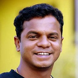 Dharmajan Bolgatty - Chicken Kokkachi演員 飾演