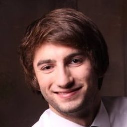 Andrew McDonough - 米奇老鼠溫馨聖誕演員 飾演Poor Boy (voice)