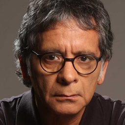 帕特里西奧·康崔拉斯 - 不甜馬丁娜演員 飾演Nacho