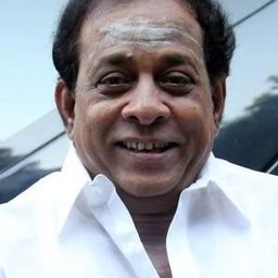 Singamuthu 飾演 Tea Stall Owner