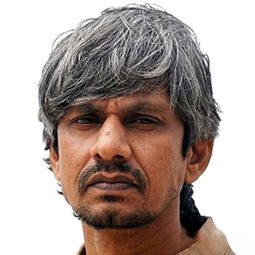 維傑·拉茲 - Kartam Bhugtam演員 飾演Anna