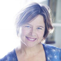 Christine Sireyzol 飾演 Justine