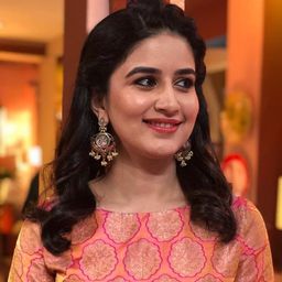 Vaidehi Parshurami 飾演 