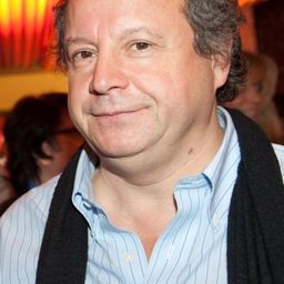 Dmitriy Astrakhan - Comet Halley演員 飾演Chibikov