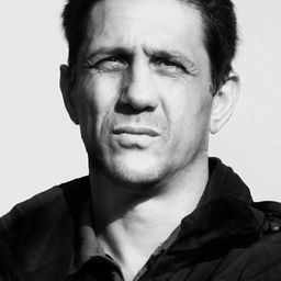 Asen Asenov 飾演 One Eye