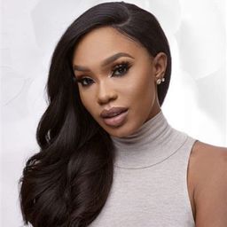 雪倫·伍賈 飾演 Oloture