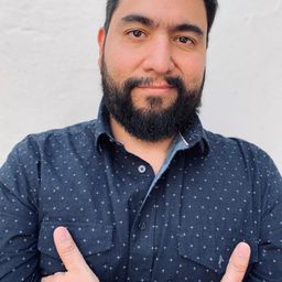 Daniel Garcia 飾演 Fajardo