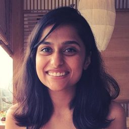 辛度·斯里尼瓦薩·慕迪 - 鄉下佬也拍戲演員 飾演Sindhu