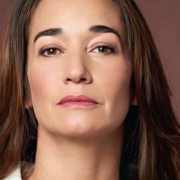 María Ucedo 飾演 Madre Camila