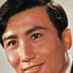 翁午	 飾演 宋玉