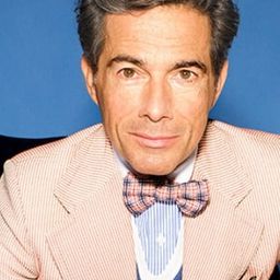 Vincent Darré 飾演 Hector