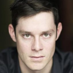 Christophe Montenez - 英雄的歸來演員 飾演Nicolas Bonvallet