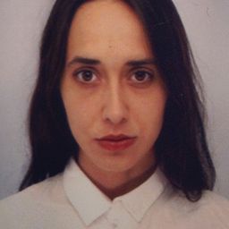 Caroline Poggi - 遊戲情色導演