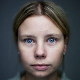 Amanda Jansson 飾演 Maja