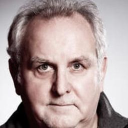 Anthony O'Donnell 飾演 Arnold