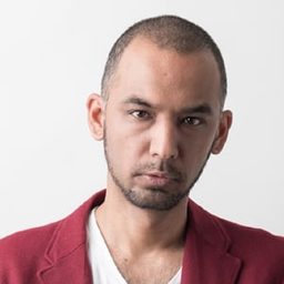 Kanie Asad - 銃演員 飾演