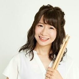 mika 飾演 Tsukushi Futaba (voice)