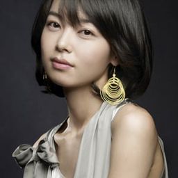 Hyeon-kyeong Lim 飾演 Hyo-jung