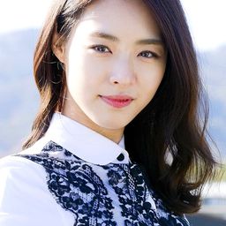 李沇熹 飾演 Mimi