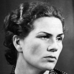 Eugenija Šulgaitė 飾演 