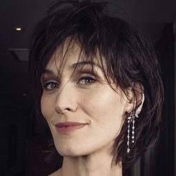 可洛蒂德·艾姆 - 病人的回憶演員 飾演Anna Kieffer