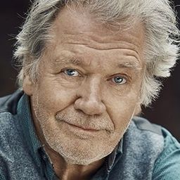 貝恩·德堡 飾演 Kriechbaum