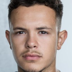 Kaine Zajaz - 靈體盛宴演員 飾演Dominic