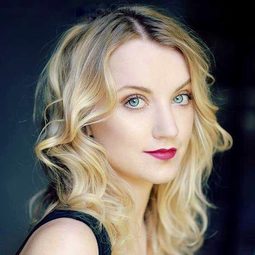Evanna Lynch 飾演 Betty Flood (voice)