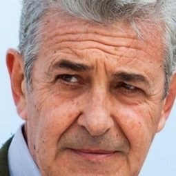 Marzio Honorato 飾演 Don Silvio