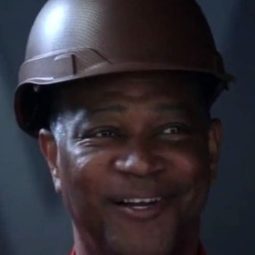 安東尼·R·瓊斯 飾演 Arthur