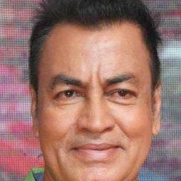 Pradeep Ram Singh Rawat 飾演 Ghajini Dharmatma
