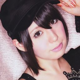 佐武宇綺 飾演 Emi (voice)