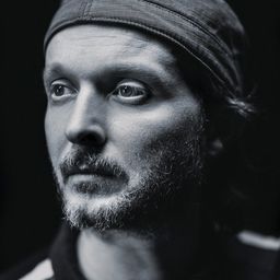 Sidi Larbi Cherkaoui - 「舞台・エヴァンゲリオン ビヨンド」導演